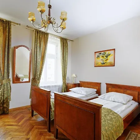 アパートホテル カメア 3* クラクフ