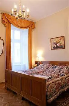 Camea 4*